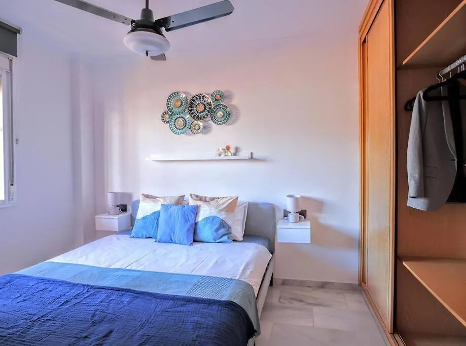 Blue Marine Home - Parking, Pool, Ac, Wifi Fuengirola Spain
