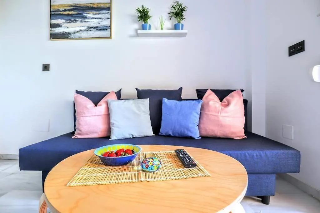 Blue Marine Home - Parking, Pool, Ac, Wifi Fuengirola Apartment