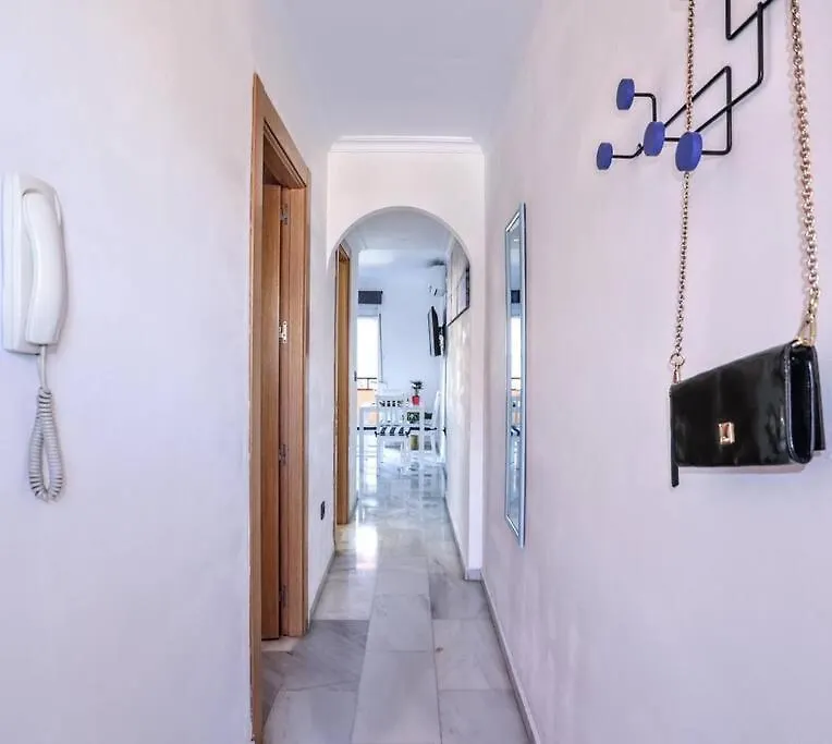 Blue Marine Home - Parking, Pool, Ac, Wifi Fuengirola Apartment